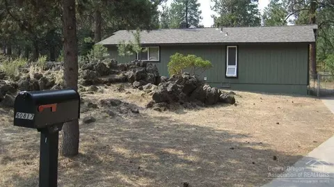 60817 Granite Dr, Bend, OR 97702 photo 25
