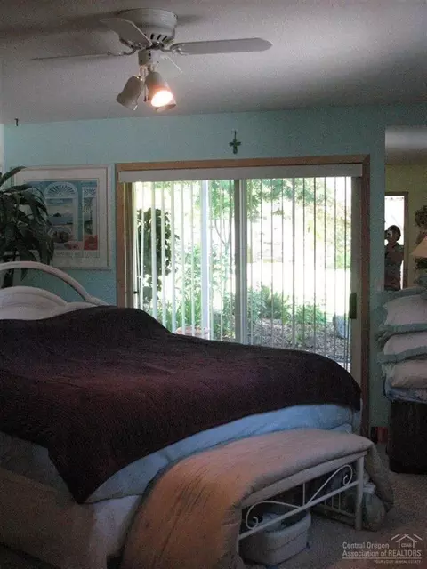 21058 Perrigan Dr, Bend, OR 97702 photo 16