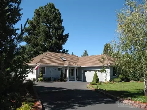 21058 Perrigan Dr, Bend, OR 97702 photo 1