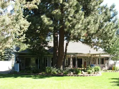 21058 Perrigan Dr, Bend, OR 97702 photo 4