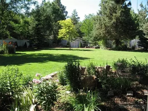 21058 Perrigan Dr, Bend, OR 97702 photo 2