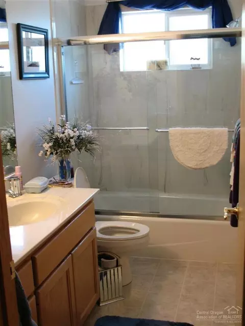 21058 Perrigan Dr, Bend, OR 97702 photo 14