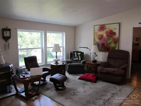 53733 Big Timber Dr, La Pine, OR 97739 photo 10