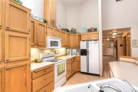 61375 Steens Mountain Loop, Bend, OR 97702 photo 9