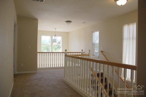61144 Foxglove Loop, Bend, OR 97702 photo 10
