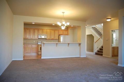 61144 Foxglove Loop, Bend, OR 97702 photo 6
