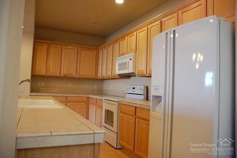 61144 Foxglove Loop, Bend, OR 97702 photo 7