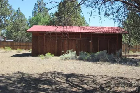 17840 Plainview Rd, Bend, OR 97701 photo 13