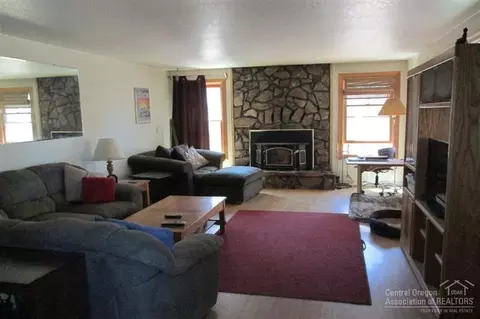 17840 Plainview Rd, Bend, OR 97701 photo 4