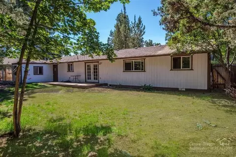 700 SE Douglas St, Bend, OR 97702 photo 11