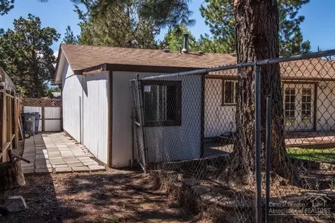 700 SE Douglas St, Bend, OR 97702 photo 13