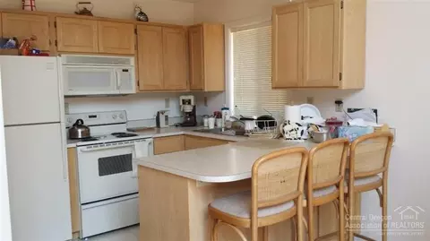 124248 Adell St, Crescent Lake, OR 97733 photo 4