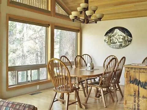 17010 Cooper Dr, Bend, OR 97707 photo 7