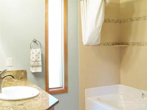 17010 Cooper Dr, Bend, OR 97707 photo 19
