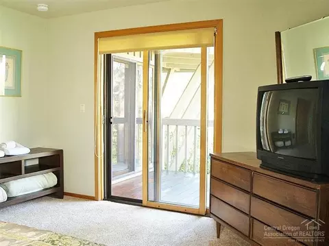 17010 Cooper Dr, Bend, OR 97707 photo 17