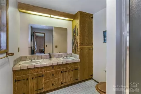 18771 Pinehurst Rd, Bend, OR 97701 photo 13