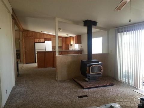 17990 2nd, Bend, OR 97701 photo 4