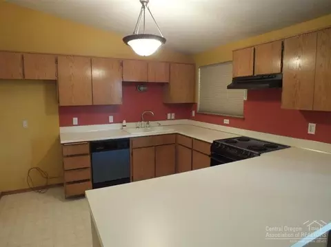 62740 Dixon Loop, Bend, OR 97701 photo 7