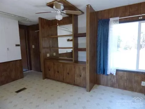 51293 Riverland Ave, La Pine, OR 97739 photo 9