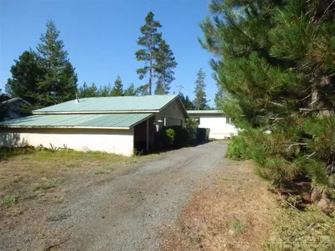 51293 Riverland Ave, La Pine, OR 97739 photo 4