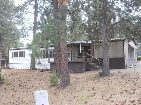 61082 Springcrest Dr, Bend, OR 97702 photo 1