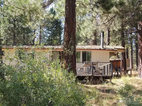 56874 Spring River Dr, Bend, OR 97707 photo 18