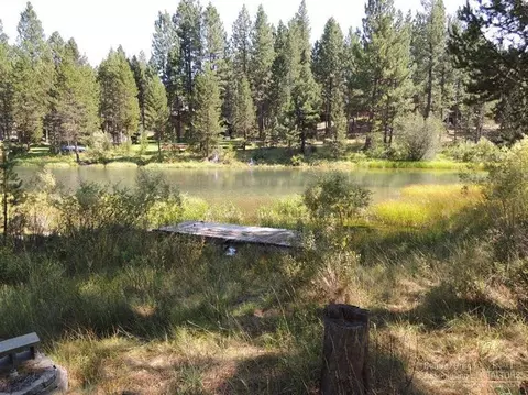 56874 Spring River Dr, Bend, OR 97707 photo 4