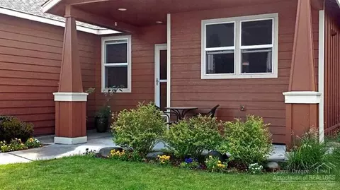 19557 Fishhawk Loop, Bend, OR 97702 photo 5