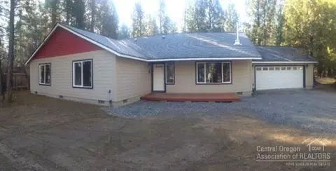 17165 Laguna, Bend, OR 97707 photo 3