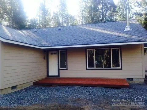 17165 Laguna, Bend, OR 97707 photo 5