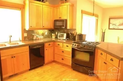 61484 Elder Ridge St, Bend, OR 97702 photo 8