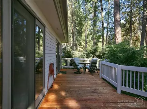 60701 Willow Creek Loop, Bend, OR 97702 photo 17