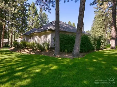 60701 Willow Creek Loop, Bend, OR 97702 photo 18