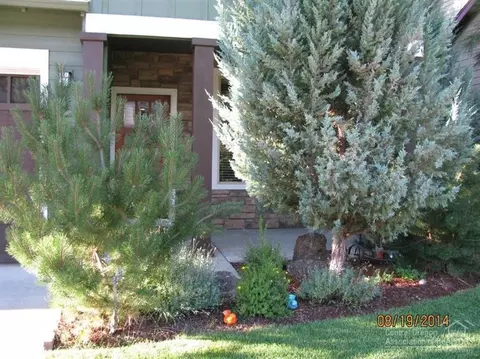 19842 SW Copernicus Ave, Bend, OR 97702 photo 3
