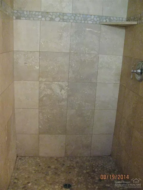 19842 SW Copernicus Ave, Bend, OR 97702 photo 14