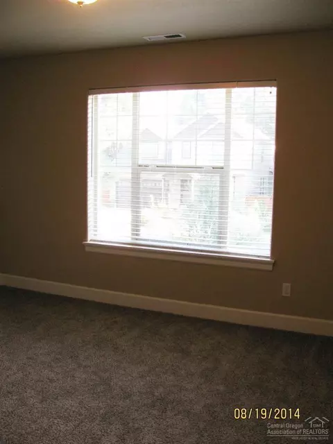 19842 SW Copernicus Ave, Bend, OR 97702 photo 20