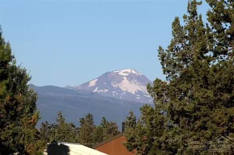 64900 Glacier View Dr, Bend, OR 97701 photo 17