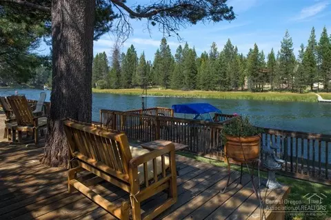 56180 Solar Dr, Bend, OR 97707 photo 4