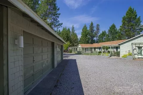 56180 Solar Dr, Bend, OR 97707 photo 22