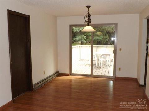 61360 Eena Ct, Bend, OR 97702 photo 5