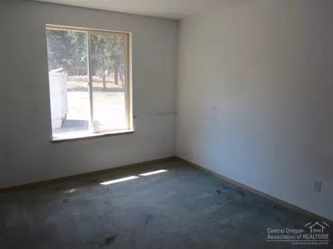 15739 Deedon, La Pine, OR 97739 photo 8
