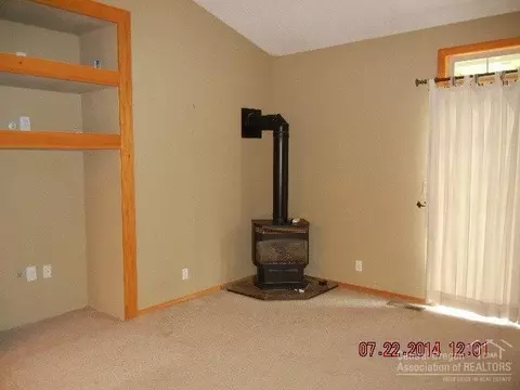 21130 SE Wilderness Way, Bend, OR 97702 photo 11