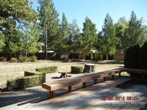 21130 SE Wilderness Way, Bend, OR 97702 photo 4