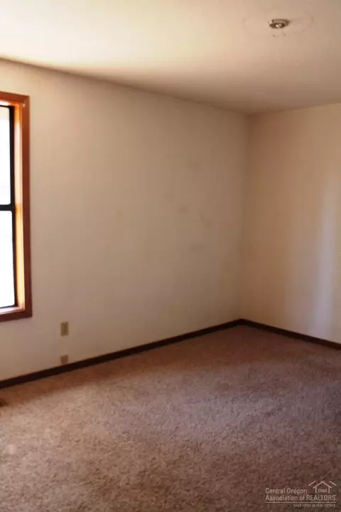 63565 Jd Estates Dr, Bend, OR 97701 photo 12