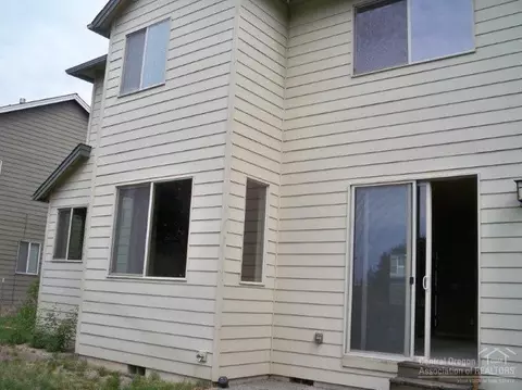 20565 Boyd Ct, Bend, OR 97701 photo 2
