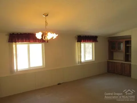 14927 Ponderosa Loop, La Pine, OR 97739 photo 6