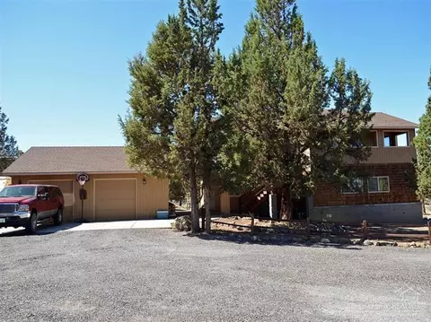 21037 Gift Rd, Bend, OR 97701 photo 1