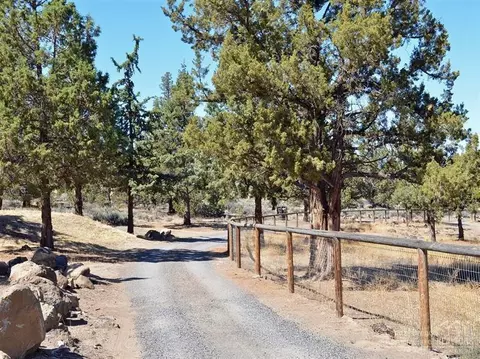 21037 Gift Rd, Bend, OR 97701 photo 22