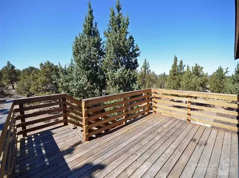 21037 Gift Rd, Bend, OR 97701 photo 12
