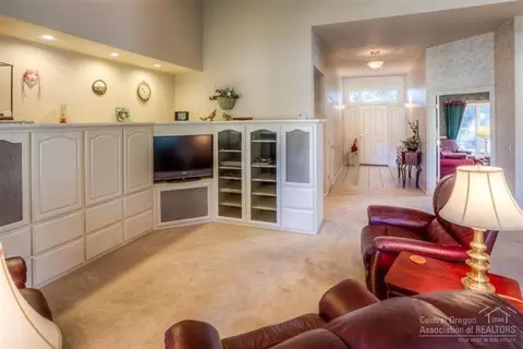 61395 SE Orion Dr, Bend, OR 97702 photo 9